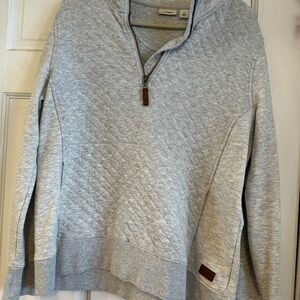 Women’s LLBean 1/4 zip quilted fleece pullover. Large Excellent condition.